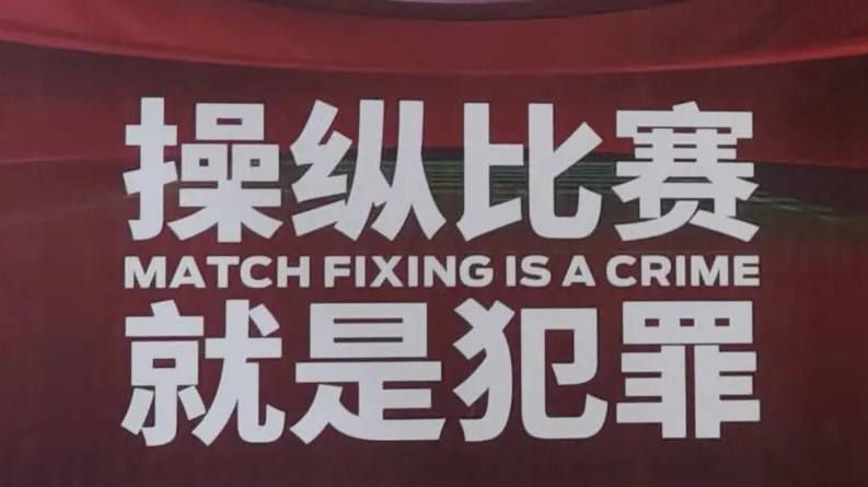 陈赫发布长微博“我错了”，正式承认自己已与妻子许婧离婚。