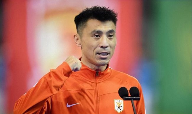 “鲨鱼”系列不免让我们想起经典之作《大白鲨》，这部“鲨口逃生”不同于它，从客 《大白鲨2》法国导演吉诺特·兹瓦克去世 享年85岁 2025-01-17 因执导《时光倒流七十年》《大白鲨2》而闻名的法国导演吉诺特·兹瓦克去世，享年85岁。