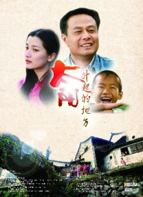活动当天，我们提前观看了《穿普拉达的女王2》的超前片段，约20分钟的开篇段落，叙事节奏利落高效，米兰达、安迪、艾米莉以及奈杰尔四位核心人物接连登场，20年前的经典回忆瞬间都回来了，还藏有不少呼应前作的小彩蛋。